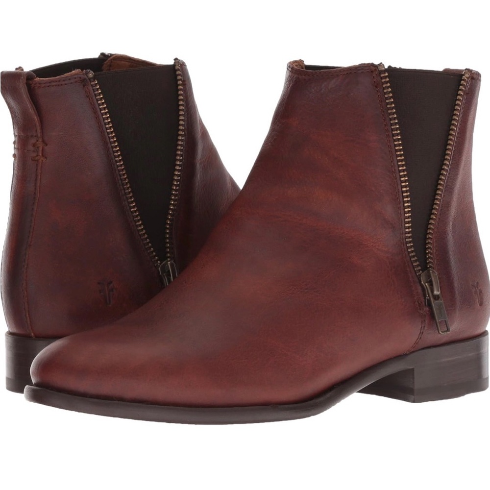 Frye Women’s Carly Zip Chelsea Boot